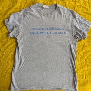 Gildan Light Gray Graphic Tee